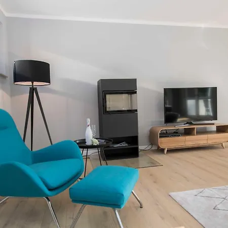 公寓式酒店 Haus Koenigsstuhl In - Penthouse Mit Kamin Und Balkon 4*