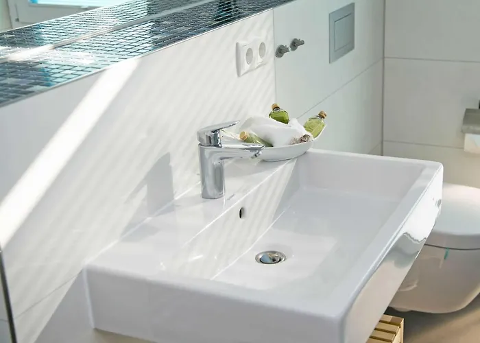 Aparthotel Haus Koenigsstuhl In - Penthouse Mit Kamin Und Balkon Sellin (Rugen)